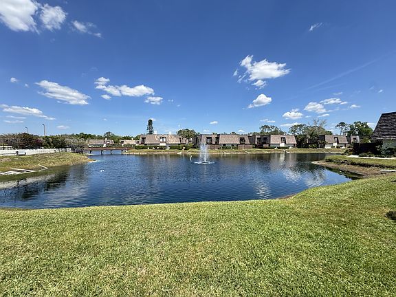 3rd image of 15311 W Pond Woods Dr #1