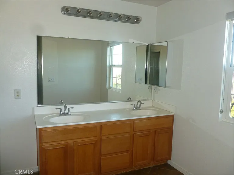 9349 Golden Lantern Rd — Photo 16