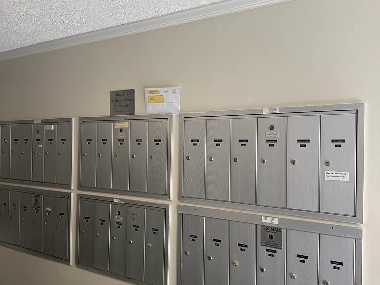 205 Kent St #18 — Photo 4