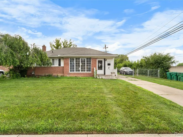 31426 Rush St, Garden City, MI 48135