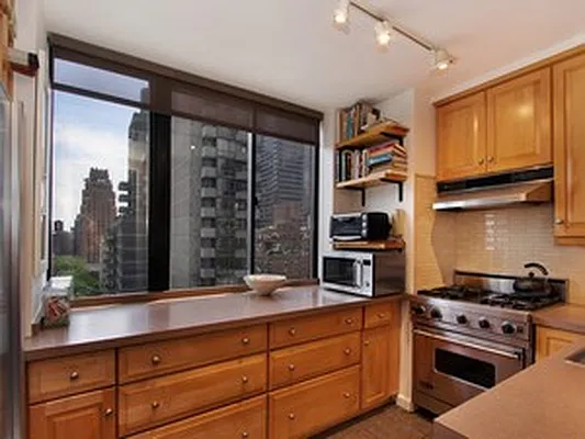 Sold by Corcoran | media 13