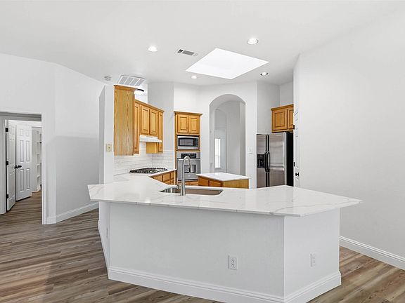 4th image of 1236 Tanner Dr