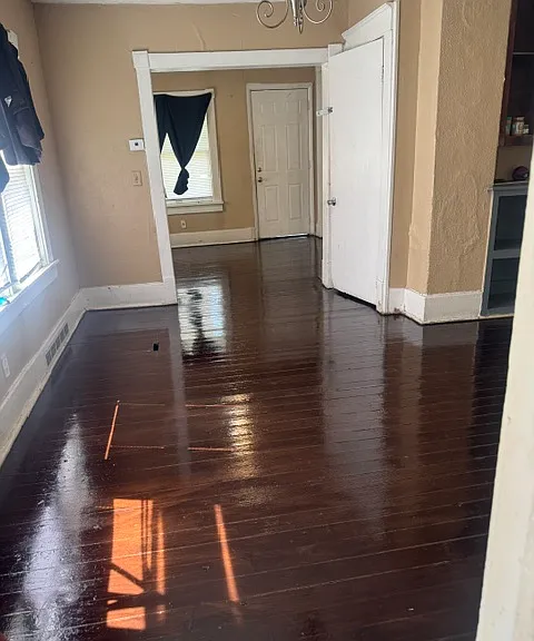 2802 Laurel Ave — Photo 10