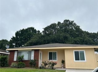 5257 Warwick Dr, Marrero, LA 70072