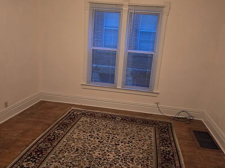 316 S 4th St — Photo 15