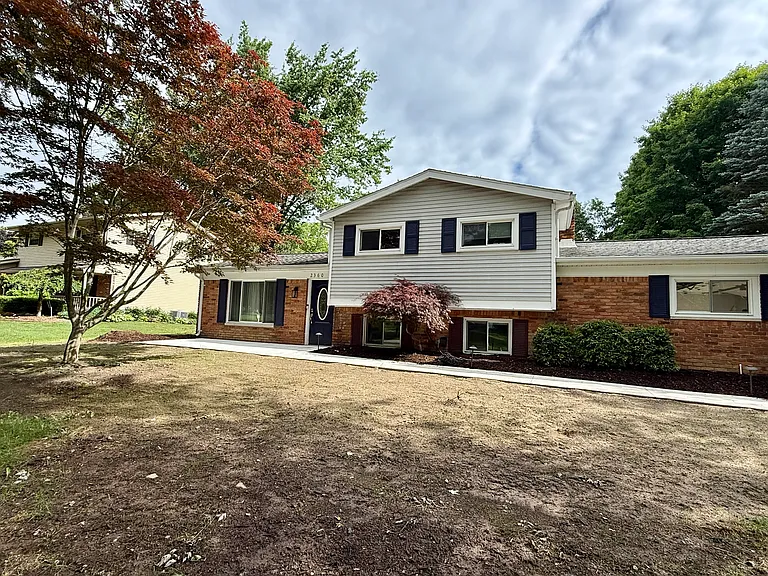 3360 Oklahoma Ct — Photo 4