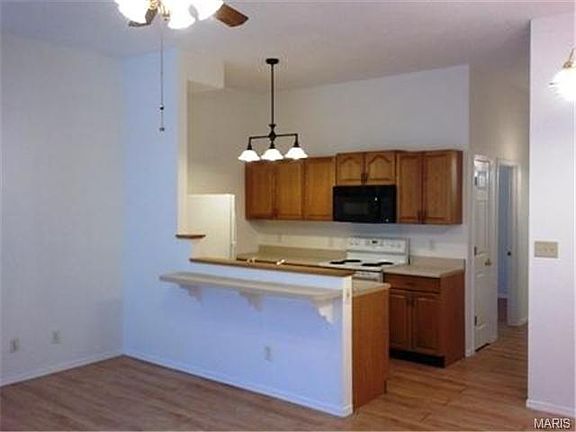 3rd image of 3816-3818 McCausland Ave