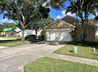 106 Hamilton Ter, Royal Palm Beach, FL 33414