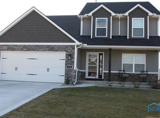 128 Fairchild Rd, Oregon, OH 43616