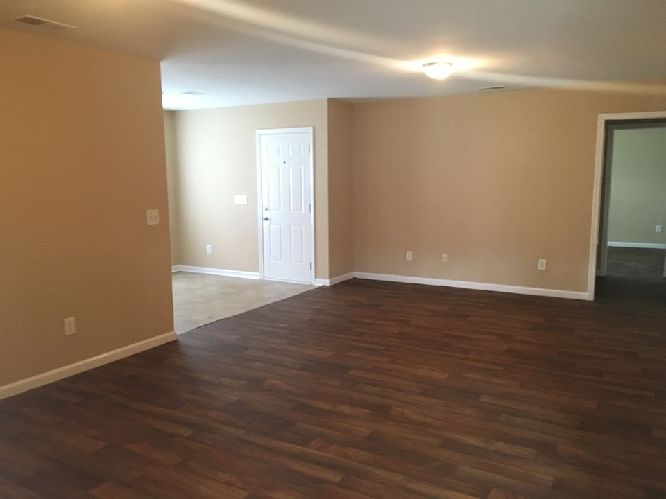 1st image of 821 Ventura Ct