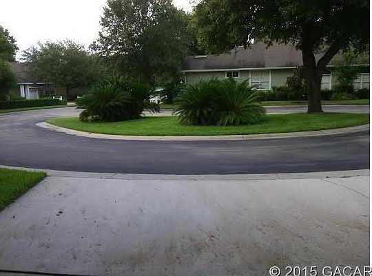 Culdesac in front of home