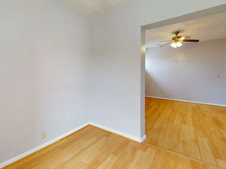2610 Woodburn Ave #1 — Photo 3