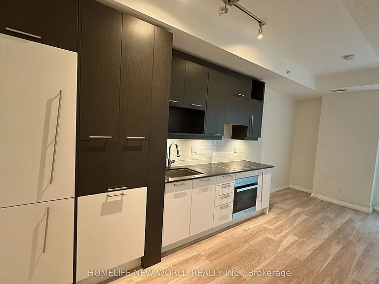 30 Nelson St #402 — Photo 5