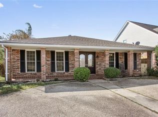 8340 Sabre Dr, Chalmette, LA 70043