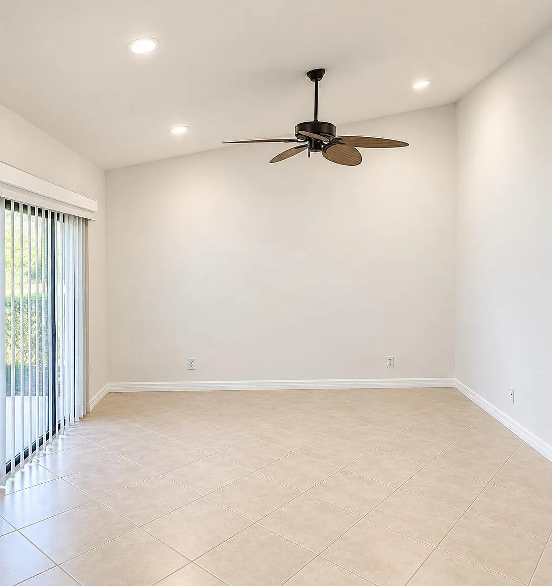 2 bed, 2.0 bath, 1169 sqft, $2,200 — Photo 4