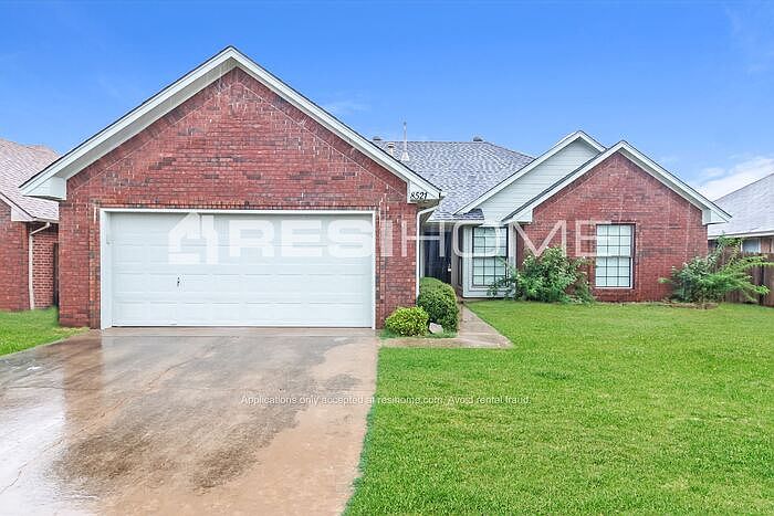 1st image of 8521 SW 36th Ter