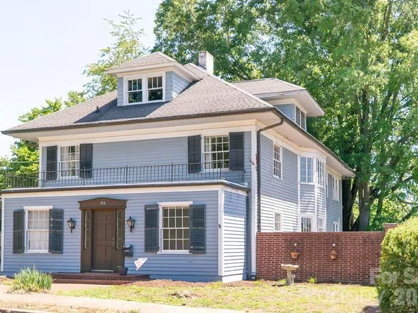 108 Beall St NW, Lenoir, NC 28645