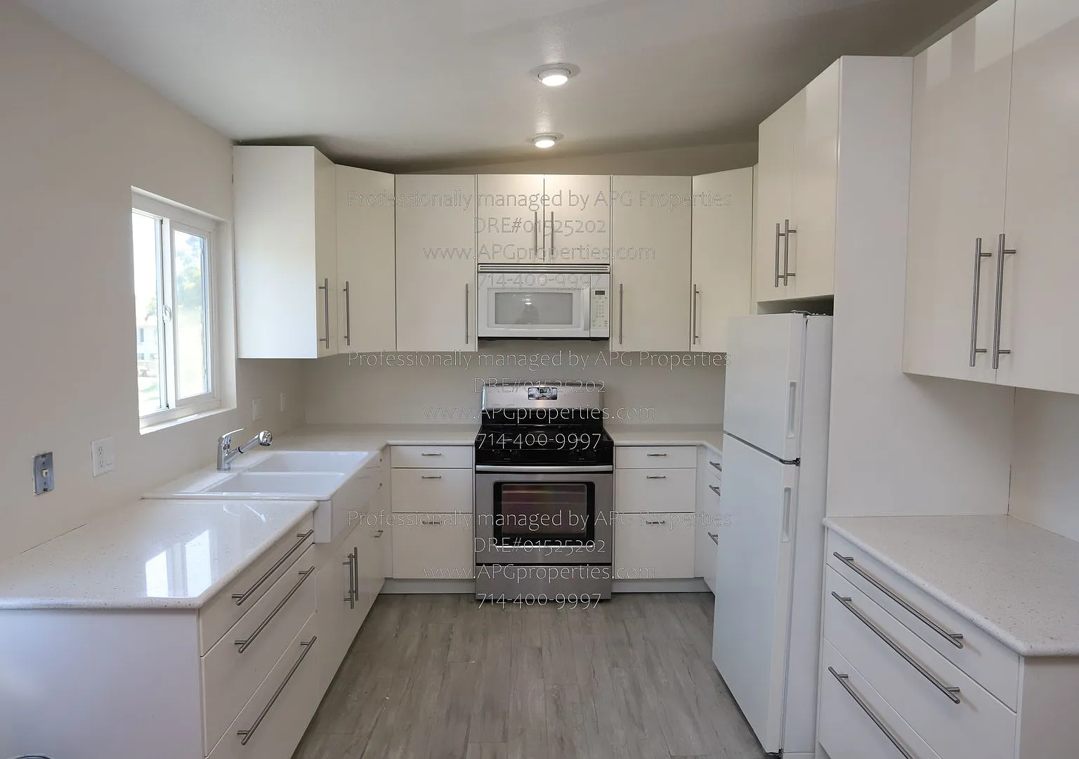 2 Bedroom / 1 Bathroom condo with 2 parking spaces located near Downtown Brea — Photo 3