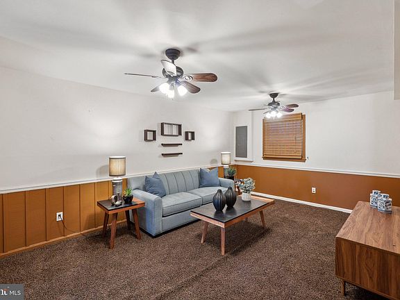 4th image of 9721 Duffer Way