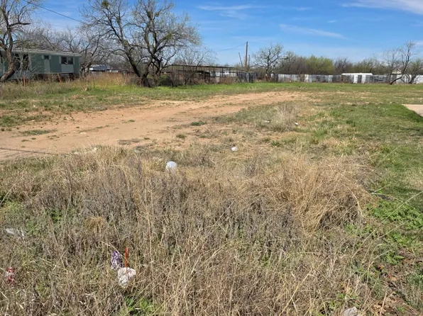 520 E 29th St, San Angelo, TX 76903