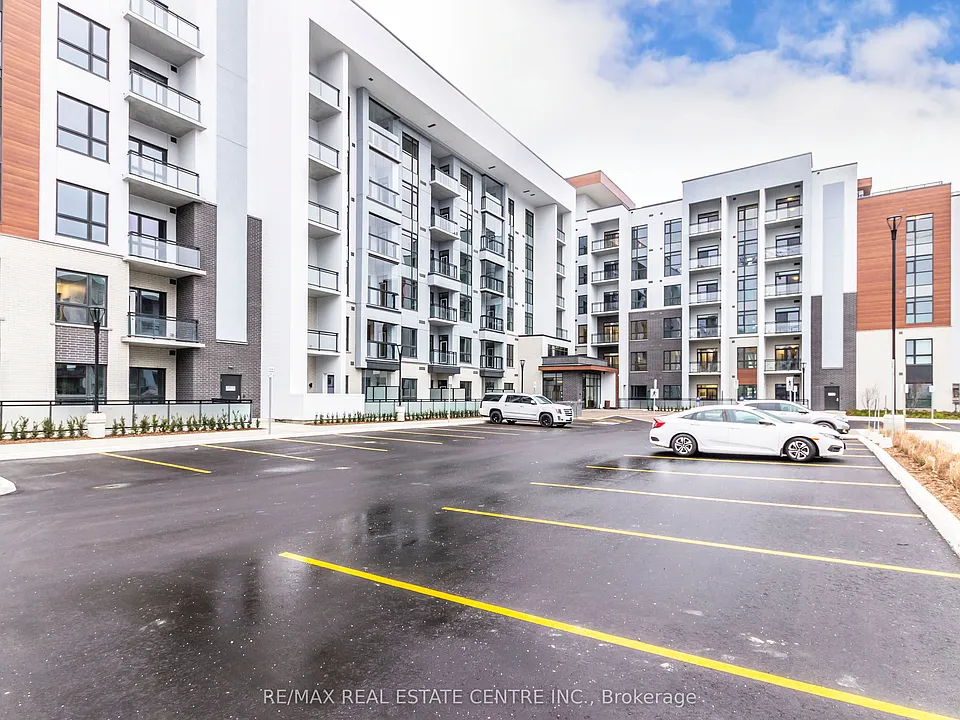 460 Gordon Krantz Ave #207