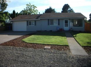 355 4th St, Fairview, OR 97024