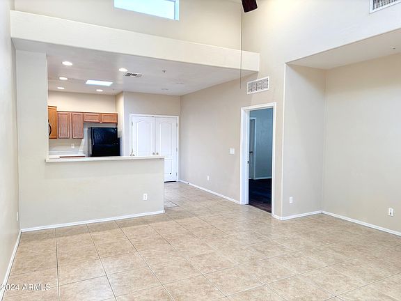 5th image of 8940 W OLIVE Avenue #142