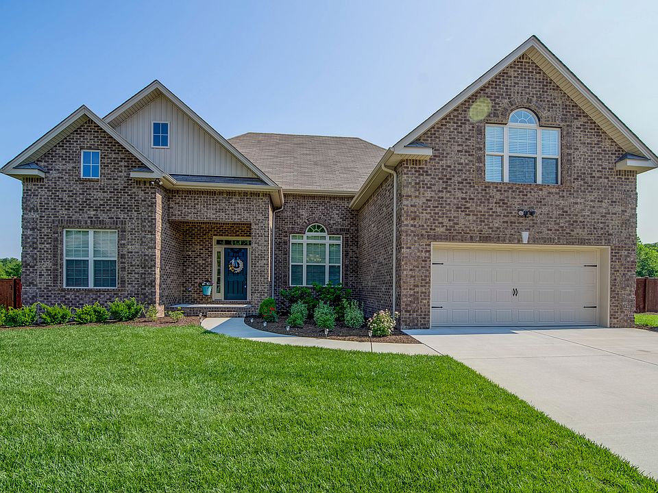 1st image of 216 Faraway Hills Dr