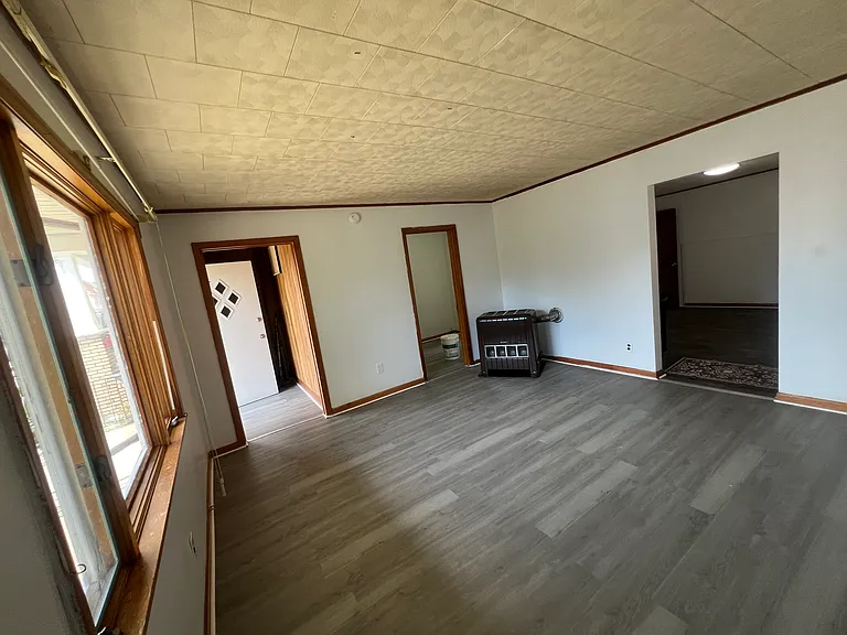 217 Cable St — Photo 15