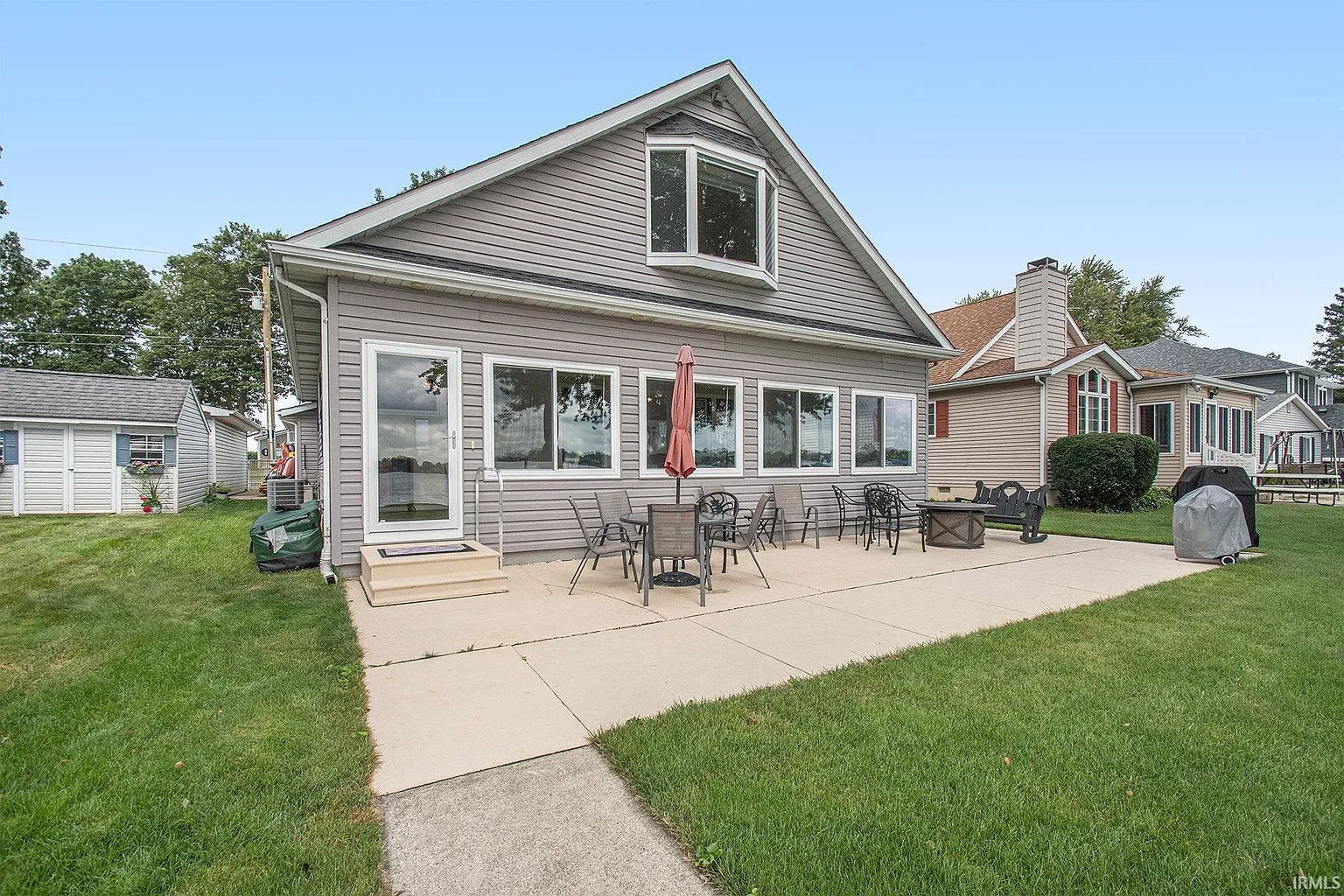 3852 W Shore Dr photo 1
