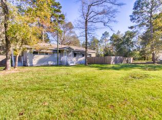 129 Hughes Ln, Magnolia, TX 77354