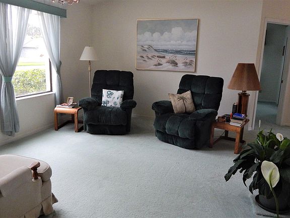 2nd image of 322 Pine Breeze Dr