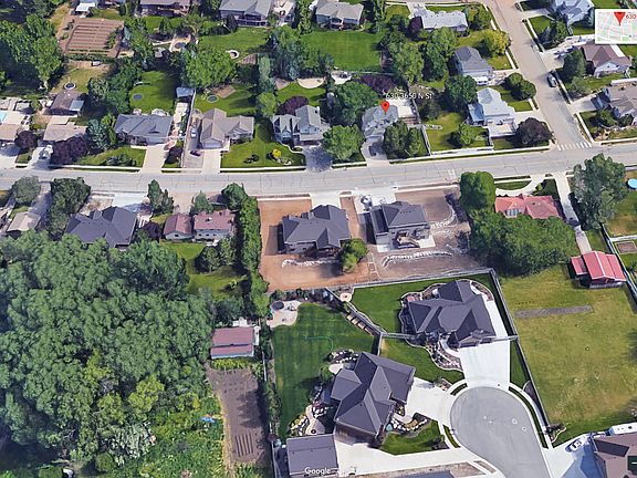 Google Earth Close Neighbors