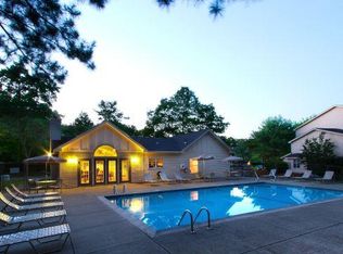 401 Arboretum Way, Canton, MA 02021