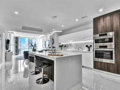 851 NE 1st Ave UNIT 2112, Miami, FL, 33132