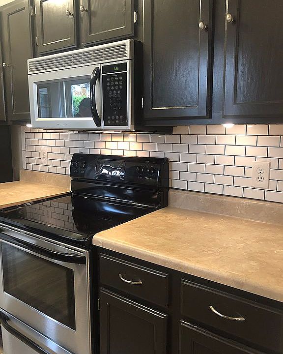 2nd image of 102 Laurel Hill Dr #102