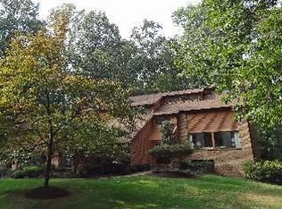 11800 Vale Rd, Oakton, VA 22124