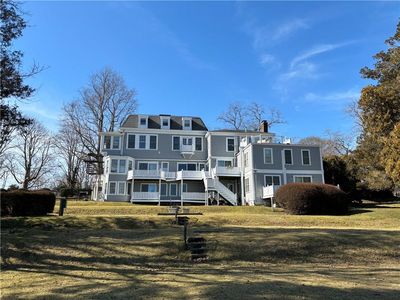 44 Bliss Mine Rd APT 2, Middletown, RI, 02842