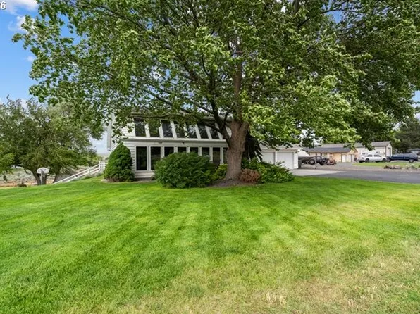 81850 Wilcox Ln, Umatilla, OR 97882