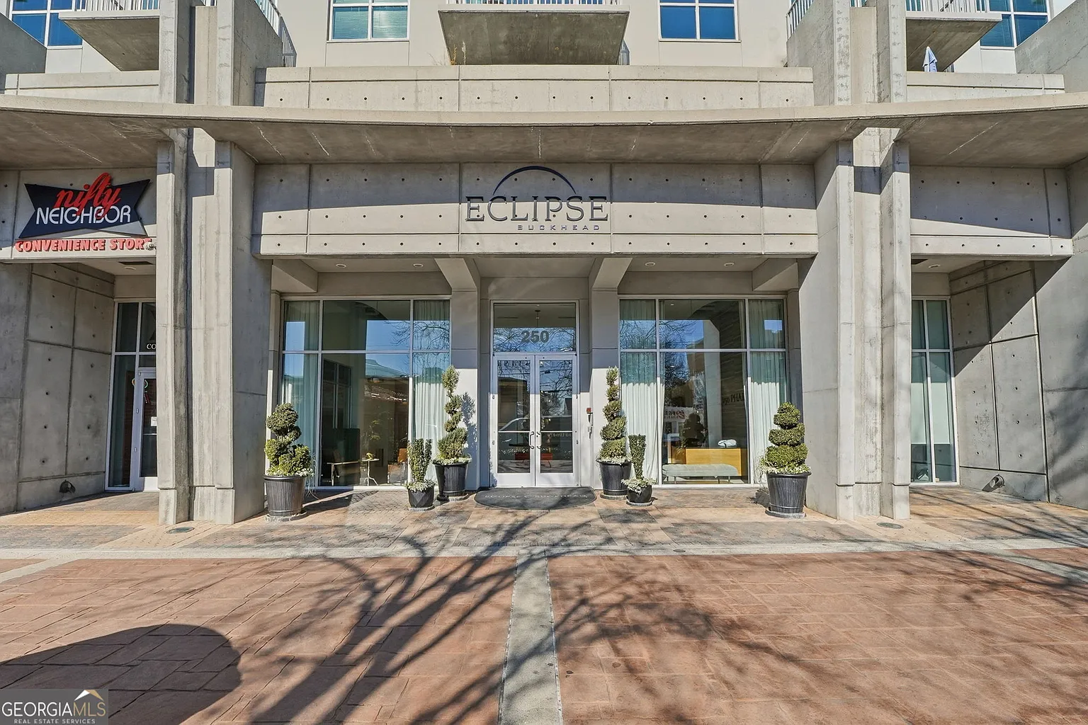 250 Pharr Rd #605 photo 1