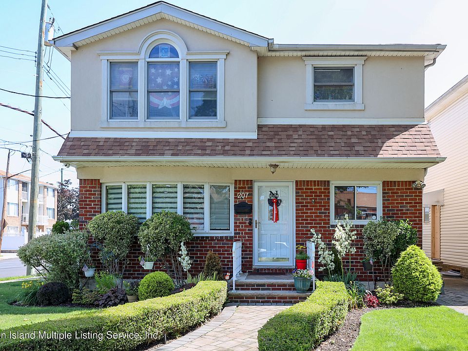 1st image of 207 Naughton Ave