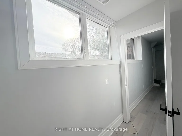 25 Duffield Rd E #LOWER — Photo 15