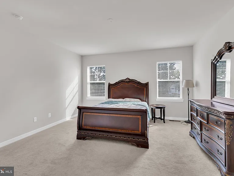 131 Thornton Way — Photo 21