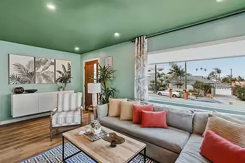 4578 Point Loma Ave Photo 1