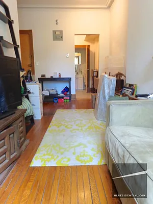 Rented by Highline Residential | media 28