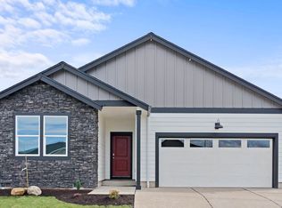 2764 Pronghorn Ln, Medford, OR