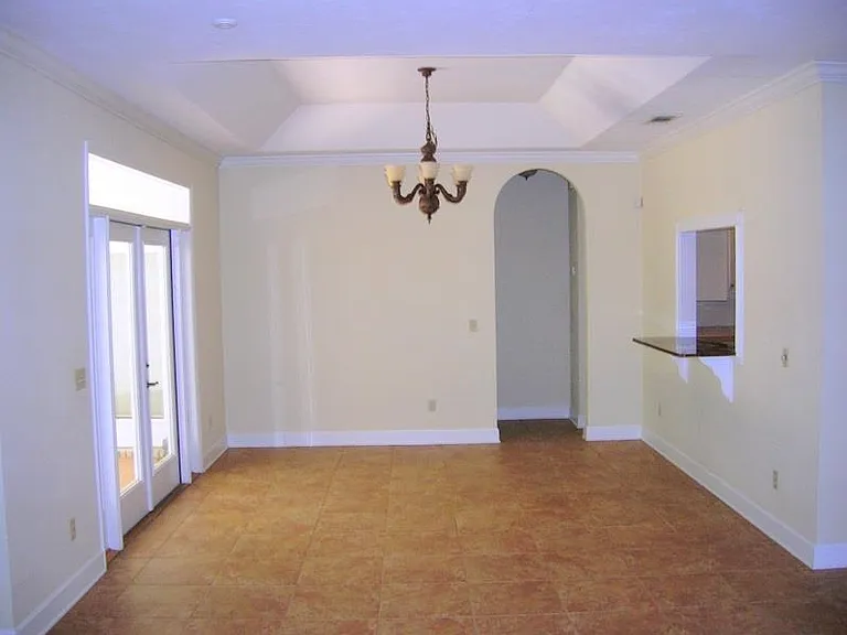 1653 Vintage Ridge Ct — Photo 4