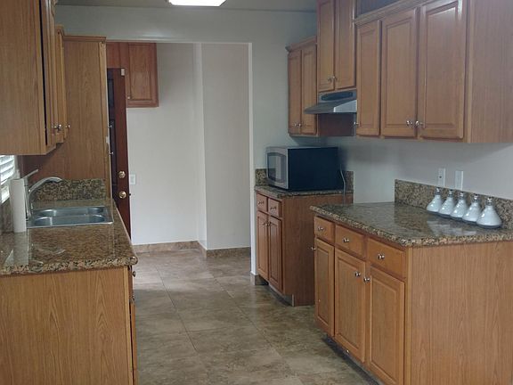 4th image of 12019 Keswick St