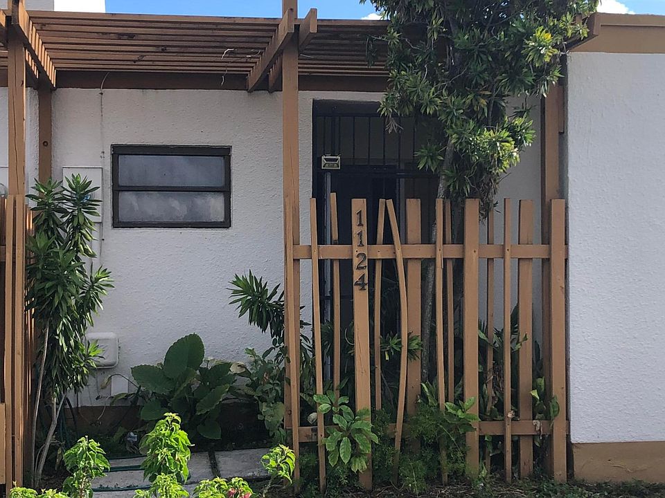 1st image of 1124 SW 131st Place Circle N