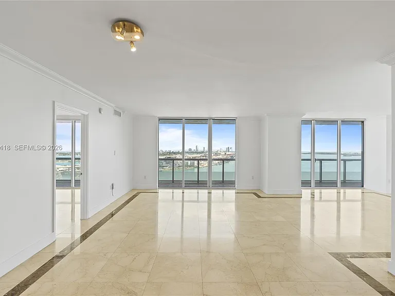 50 Biscayne Blvd #3010 — Photo 10